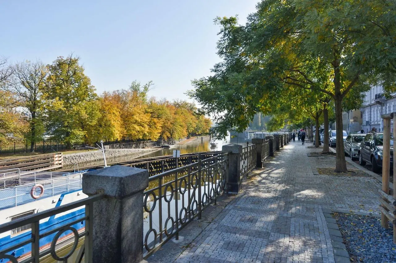 Panoramic Loft Apartment Prague