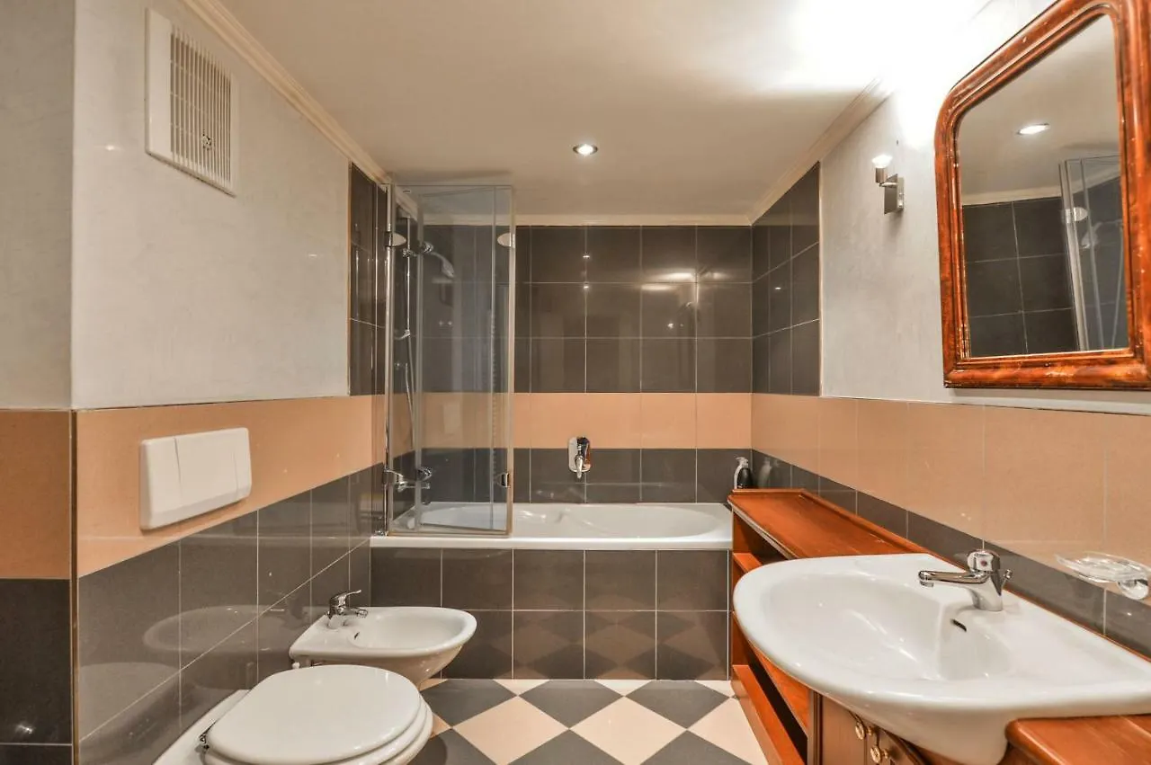 Panoramic Loft Apartment Prague